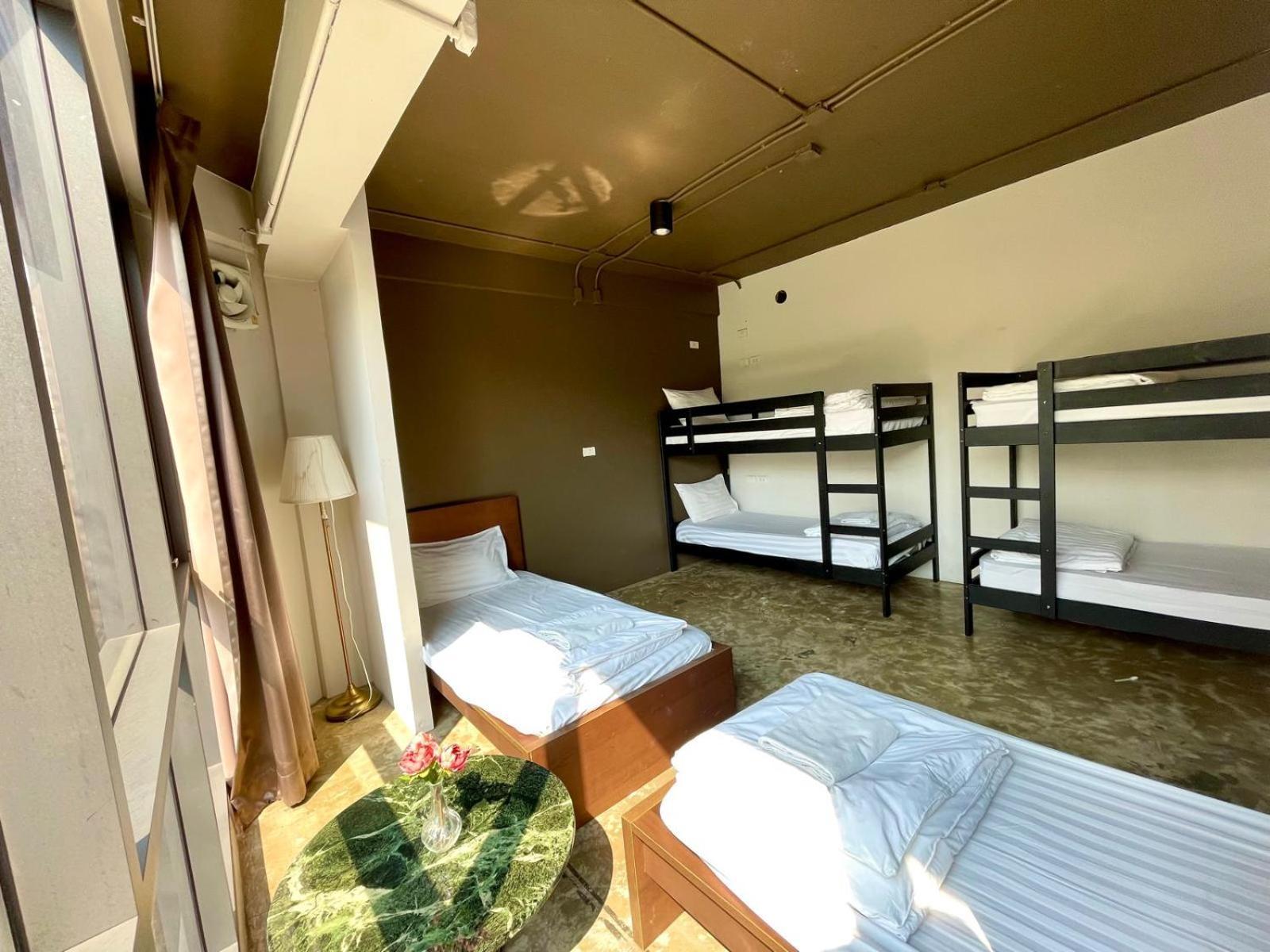 Collection O The Spades Hostel Bangkok Exterior photo