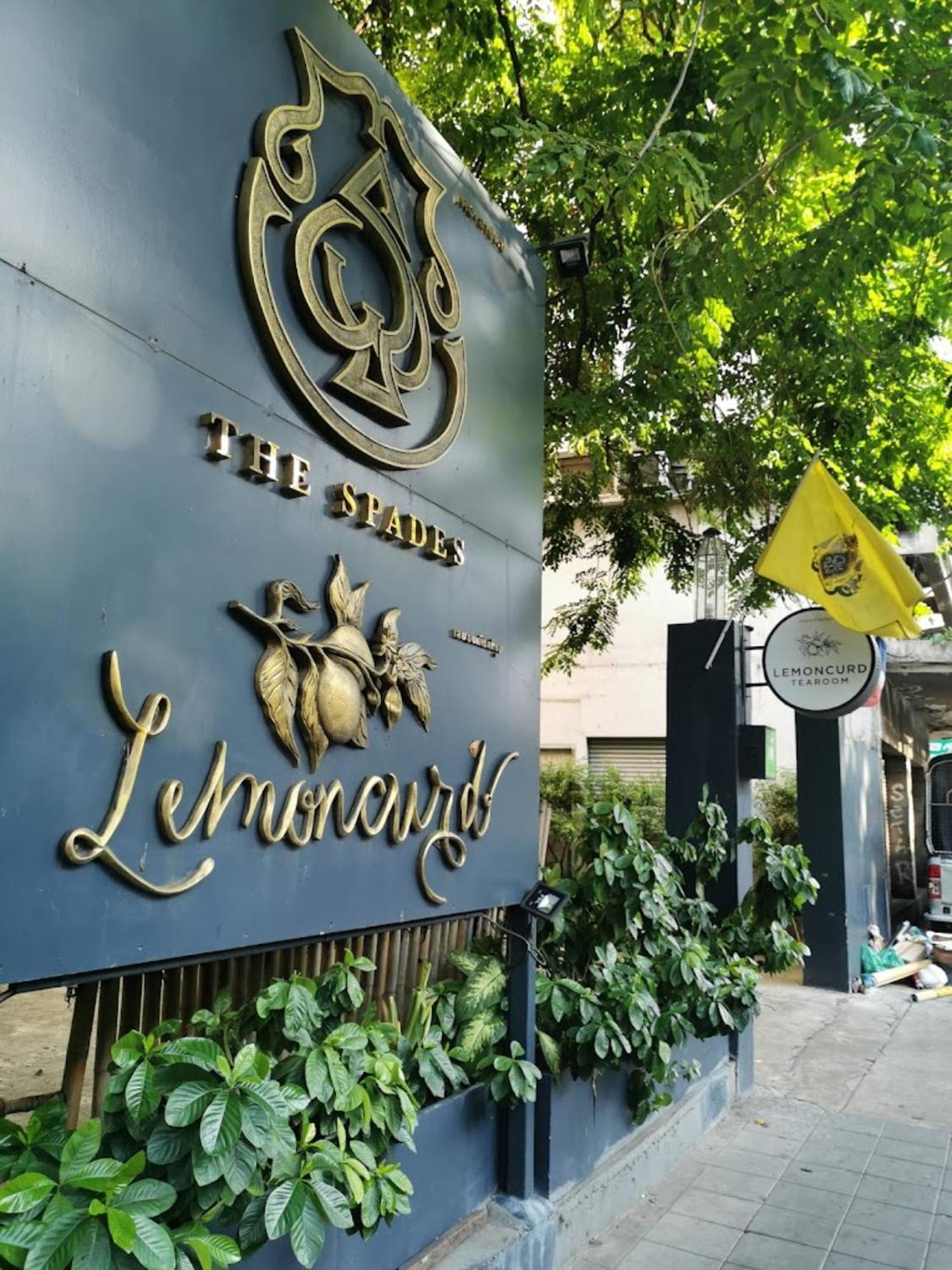 Collection O The Spades Hostel Bangkok Exterior photo