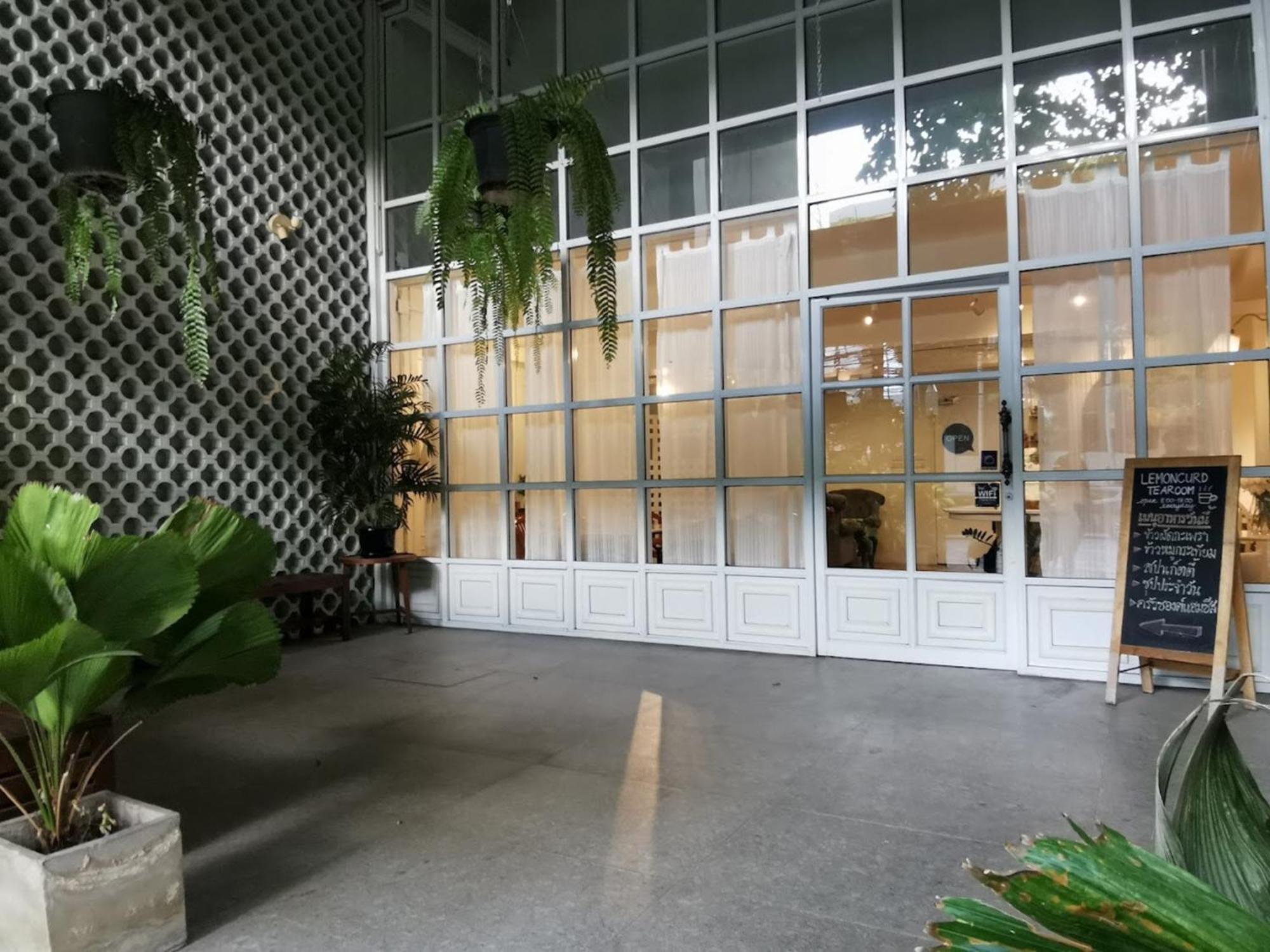 Collection O The Spades Hostel Bangkok Exterior photo